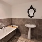 Rent 4 bedroom apartment of 50 m² in Valence