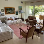 Rent 3 bedroom apartment of 200 m² in Marbella