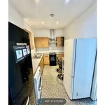 Rent 4 bedroom flat in East Of England