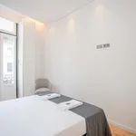 Rent 3 bedroom apartment of 52 m² in Porto