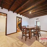 Rent 4 bedroom house of 204 m² in Creazzo