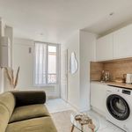 Rent 1 bedroom apartment of 300 m² in Paris