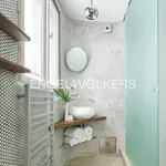 Rent 2 bedroom apartment of 55 m² in Prague