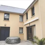 Rent 4 bedroom house of 108 m² in ST JOUAN DES GUERETS