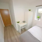 Rent 4 bedroom apartment in Dublin