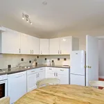 Rent 2 bedroom apartment of 861 m² in London