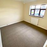 Rent 3 bedroom flat in West Midlands