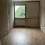 Miete 3 Schlafzimmer wohnung von 80 m² in Kreuztal