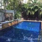 Rent 4 bedroom house of 450 m² in Bangkok