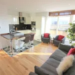 Rent 4 bedroom flat of 95 m² in Cambridge