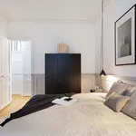 Appartement de 100 m² avec 4 chambre(s) en location à Paris