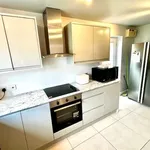 Rent 4 bedroom house in Yorkshire And The Humber