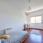 Rent 5 bedroom apartment in Lisbon