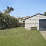 Rent 6 bedroom house in Waratah West