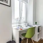 Rent 4 bedroom apartment in lisbon