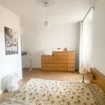 Appartement de 143 m² avec 5 chambre(s) en location à Saint-Étienne