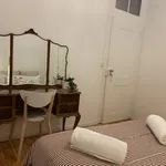 Rent 6 bedroom apartment in Lisbon