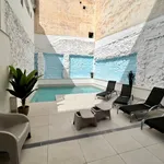 Rent 4 bedroom apartment of 72 m² in Alicante