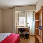 Rent 5 bedroom apartment in Valencia