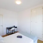 Rent 5 bedroom apartment in Lisbon