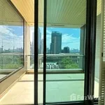 Rent 2 bedroom apartment of 141 m² in Bangkok