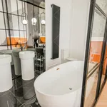 Rent 3 bedroom apartment of 108 m² in Budapest