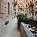 Rent 5 bedroom apartment of 300 m² in Roma