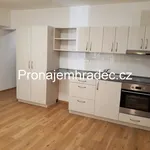 Pronajměte si 1 ložnic/e byt o rozloze 30 m² v Hradec Králové