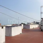 Rent 5 bedroom apartment of 90 m² in Ancona