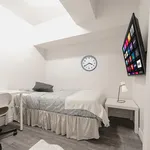 Rent a room in Montreal