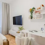 Rent 1 bedroom apartment of 34 m² in berlin