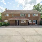 Rent 4 bedroom house in Berkshire