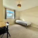 Rent 4 bedroom flat in Winchester