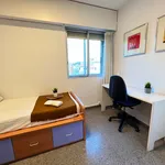 Rent a room of 170 m² in Valencia