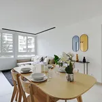 Appartement de 560 m² avec 1 chambre(s) en location à Paris