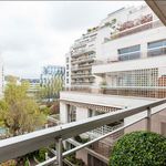 Appartement de 550 m² avec 1 chambre(s) en location à Paris