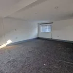 Rent 4 bedroom apartment in West Midlands