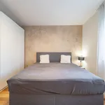 Rent 3 bedroom apartment of 66 m² in Praha 8 - Libeň