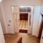 Rent 2 bedroom apartment of 105 m² in Modena