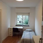 Rent 5 bedroom apartment in Lisbon