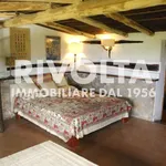 Rent 6 bedroom house of 200 m² in Monte Argentario