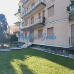 Affitto 3 camera appartamento di 72 m² in Peschiera del Garda