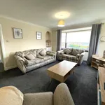 Rent 3 bedroom flat in North Ayrshire