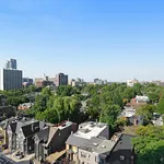 Appartement de 731 m² avec 1 chambre(s) en location à Toronto