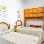 Alquilo 6 dormitorio casa de 3500 m² en Motril