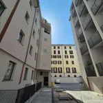 Rent 2 bedroom apartment of 52 m² in Milan