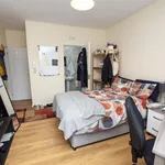 Rent 3 bedroom flat in West Midlands