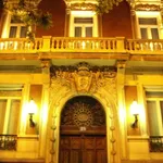 Rent a room in Madrid']