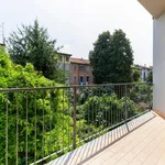 Rent 2 bedroom apartment in Milan