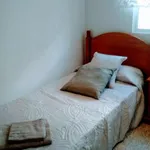 Rent 4 bedroom apartment of 110 m² in seville